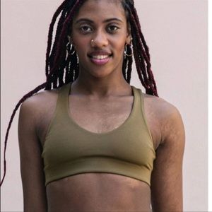 Girlfriend Collective Lola V-Neck Bra in Fern Size XL